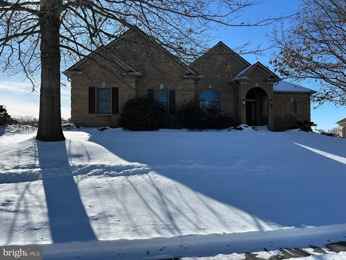 214 Ridgefield Dr, York, PA 17403 - #1