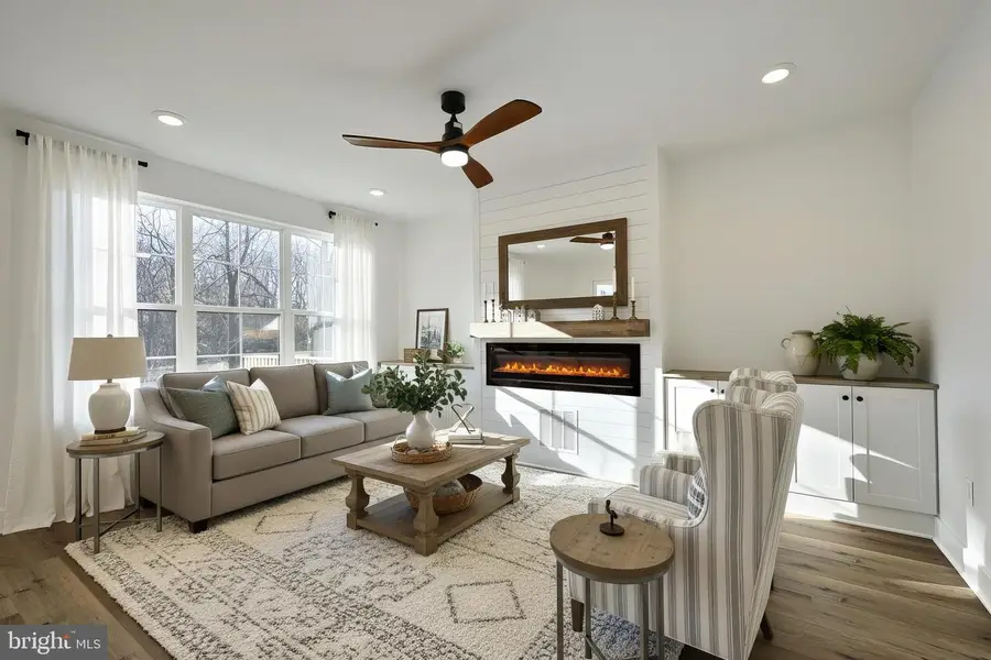 1022 Trinity Rd, York, PA 17408 - Image #2