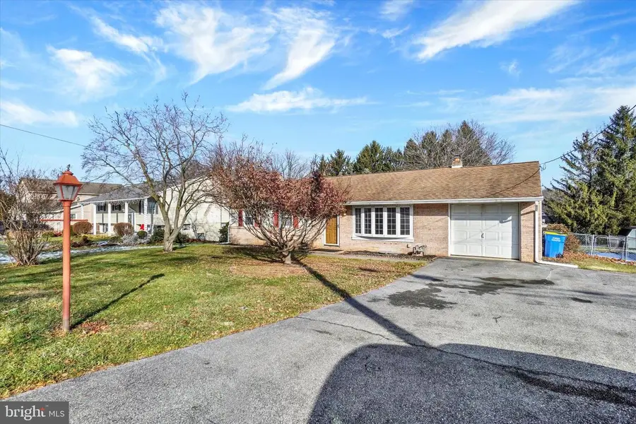 1825 Powder Mill Rd, York, PA 17402 - Image #2