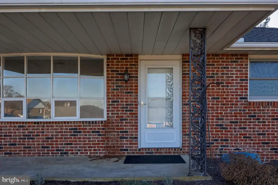 20 Hillside Dr, York, PA 17407 - Image #3