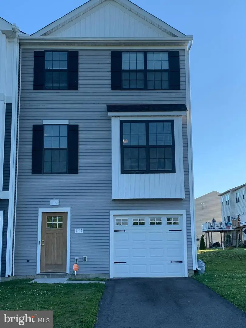 111 S Center St, Hanover, PA 17331 - Image #3