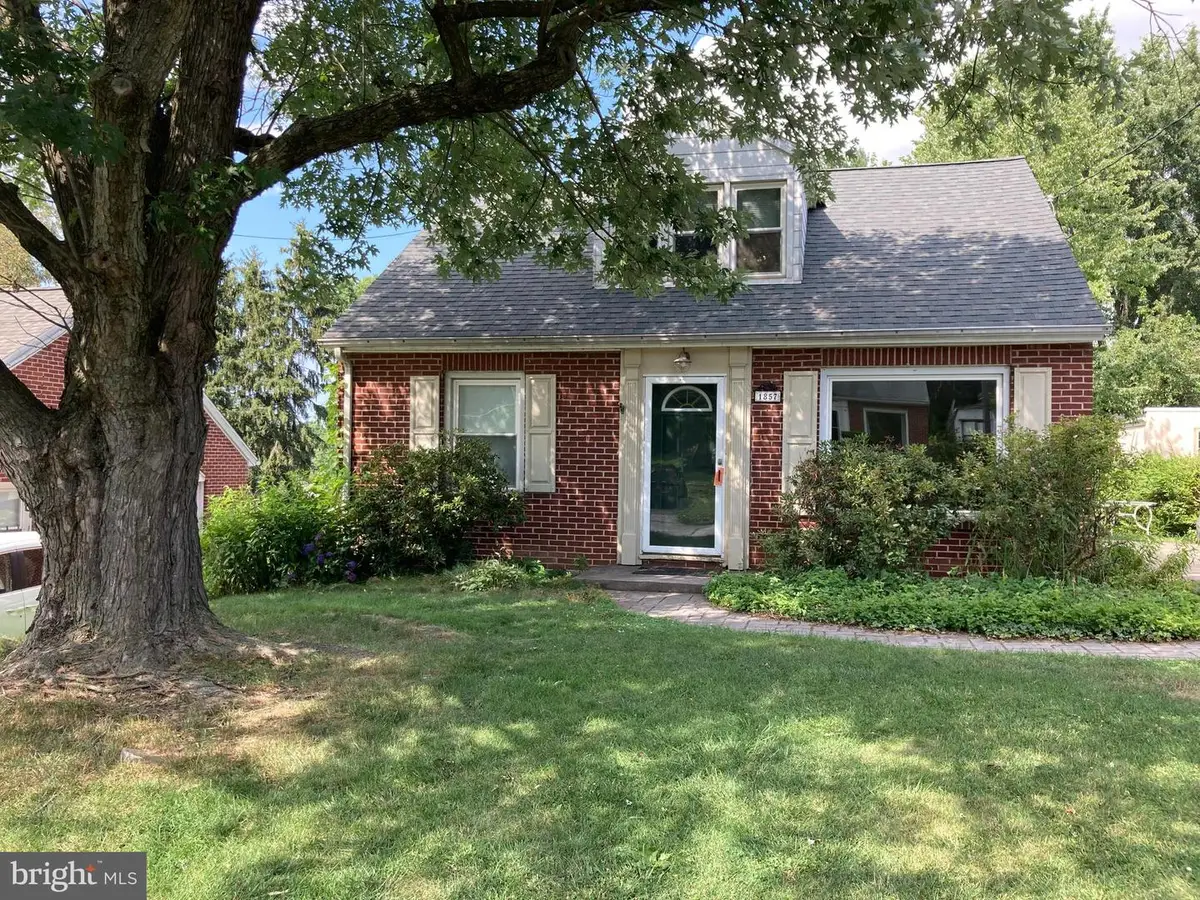 1857 Chesley Rd, York, PA 17403 - Image #1