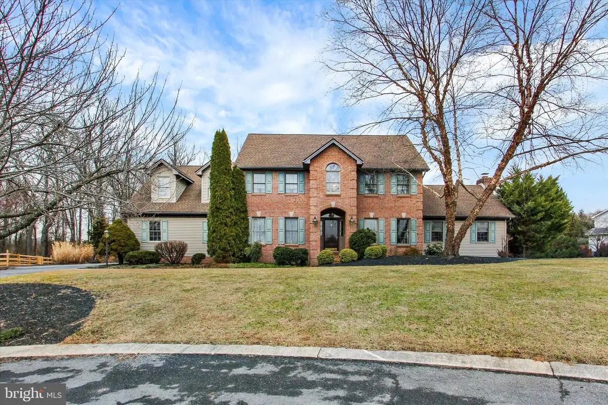 3504 Eagle Ridge Ct, Hanover, PA 17331 - Image #1