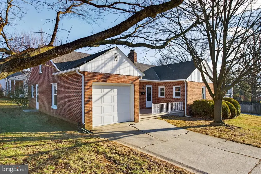 10 Dixie Dr, Red Lion, PA 17356 - Image #3