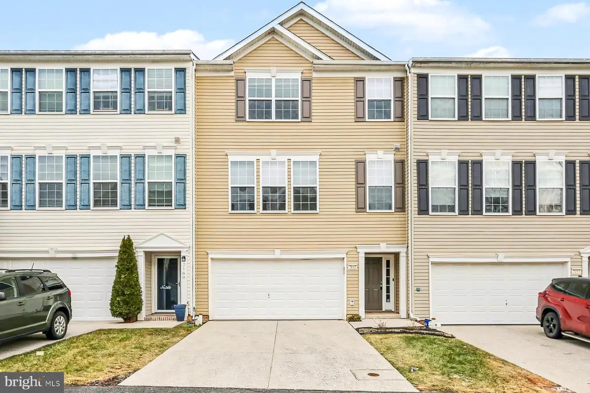 2162 Golden Eagle Dr, York, PA 17408 - Image #1