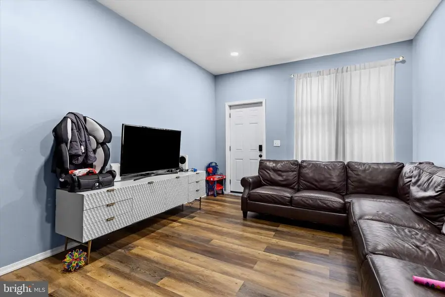 826 S Beaver St, York, PA 17403 - #3