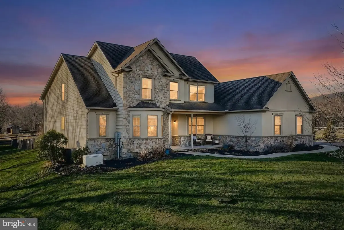 120 Buttercup Ln, Wellsville, PA 17365 - Image #1