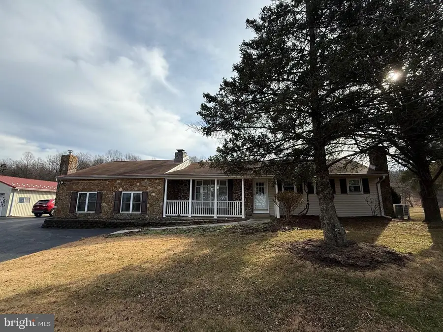 107 W Ridge Rd, Dillsburg, PA 17019 - Image #2