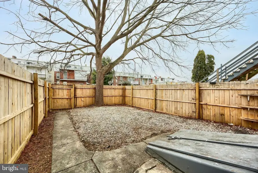 812 W King St, York, PA 17403 - Image #3