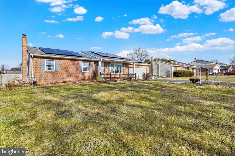 2755 Willapa Dr, Dover, PA 17315 - Image #2