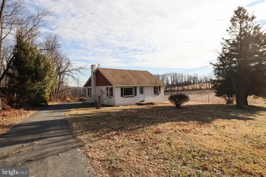 153 Walnut Valley Ct, Wrightsville, PA 17368 - Image #2