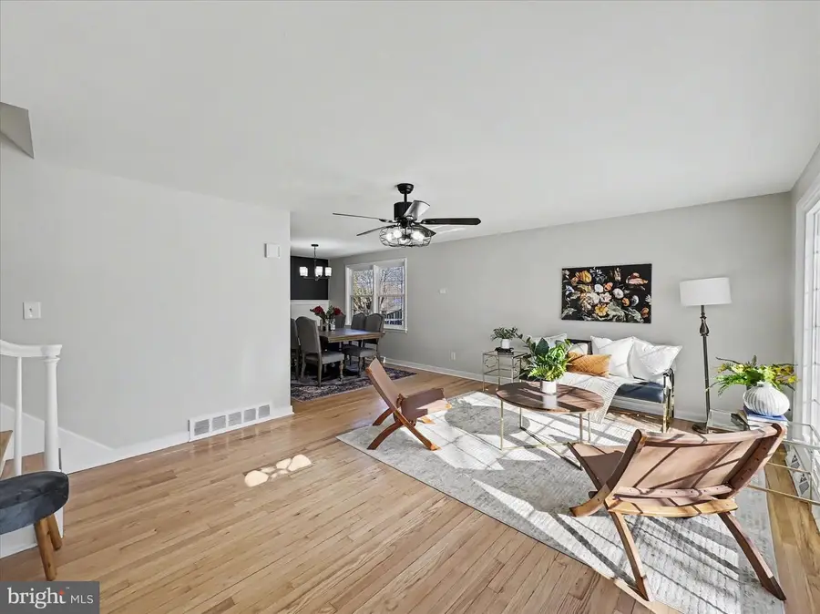 2461 Raleigh Dr, York, PA 17402 - #3