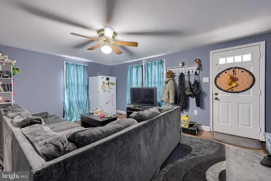 966 S Albemarle St, York, PA 17403 - Image #2