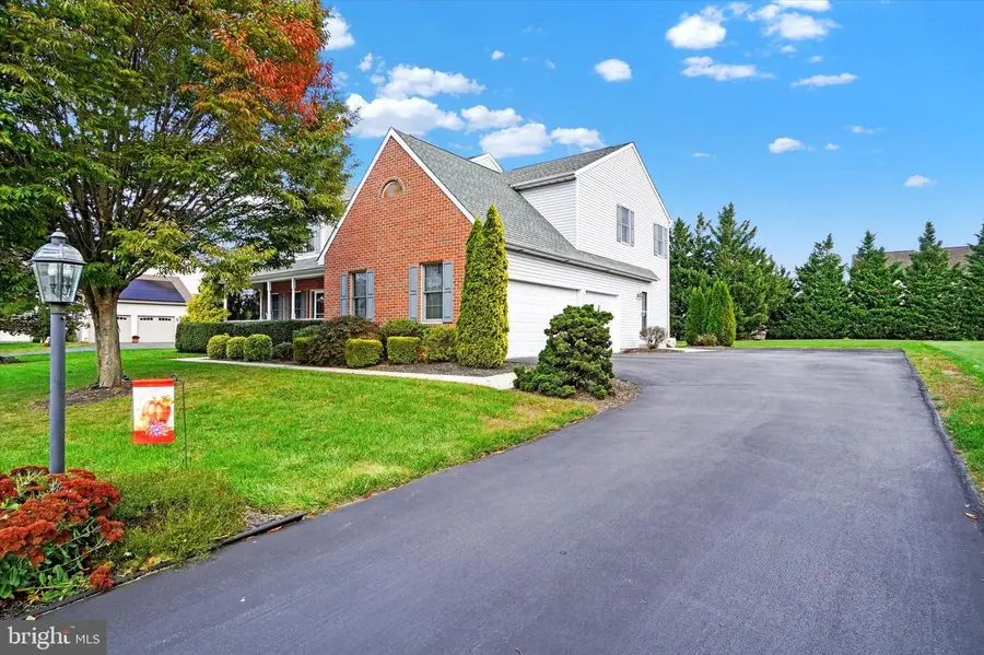2653 Ferncreek Ln, York, PA 17404 - Image #3