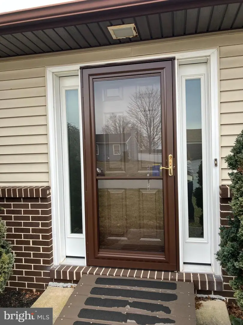 2927 Woodshead Ter, York, PA 17403 - Image #2