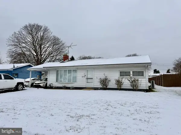 822 Fireside Rd, YORK, PA 17404