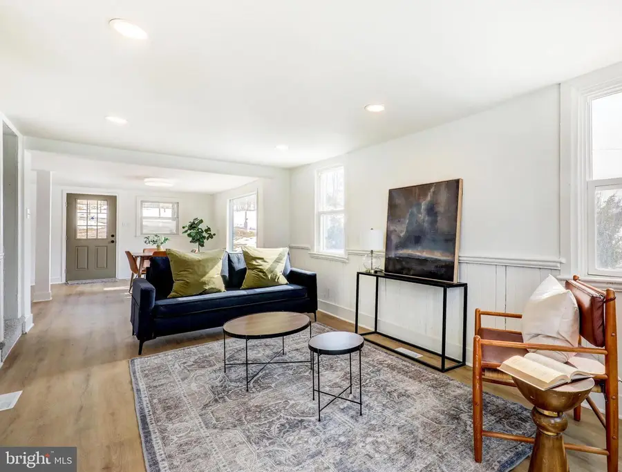 1419 Snyder Corner Rd, Red Lion, PA 17356 - #2