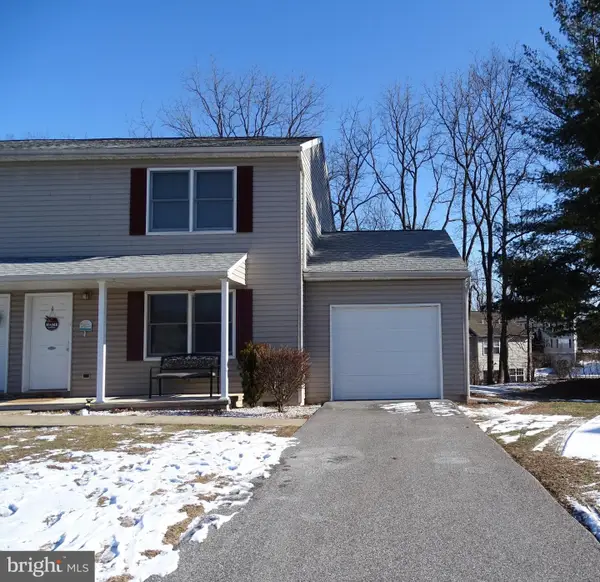 3212 Partridge Dr, DOVER, PA 17315