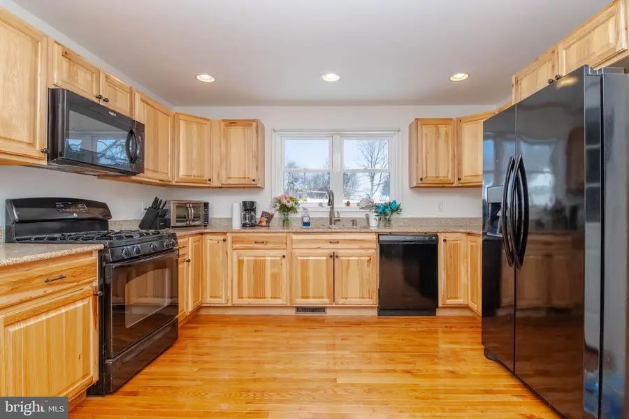 254 Hollow Rd, Stewartstown, PA 17363 - #2