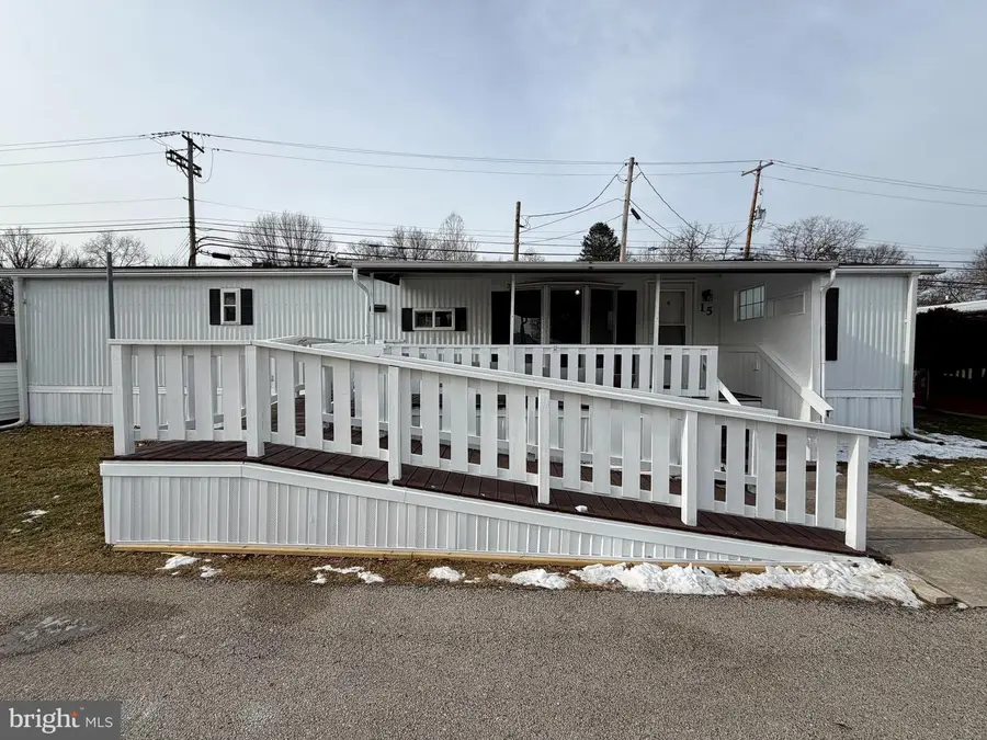 3715 Stony Brook Dr #15, York, PA 17402 - Image #2