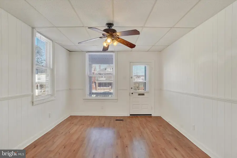 356 E Main St, Dallastown, PA 17313 - #2