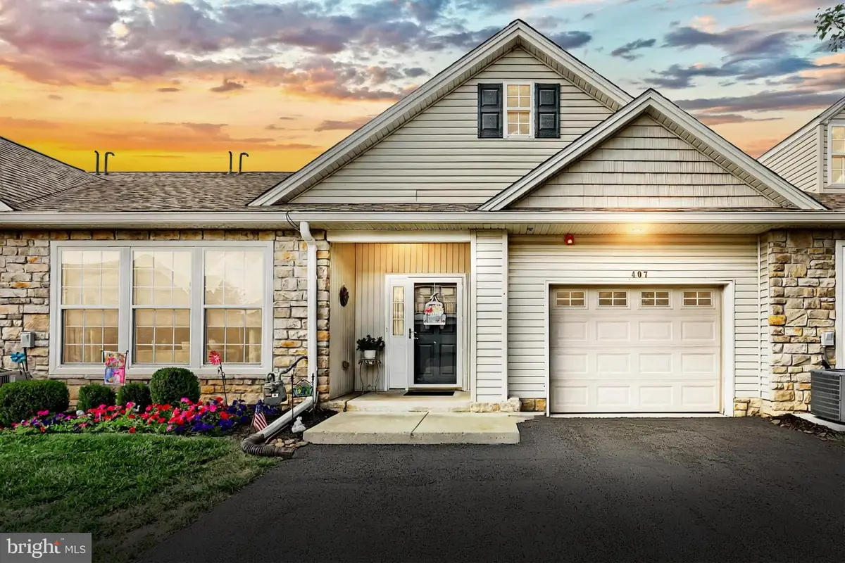 407 Crestview Ln #407, Stewartstown, PA 17363 - #1
