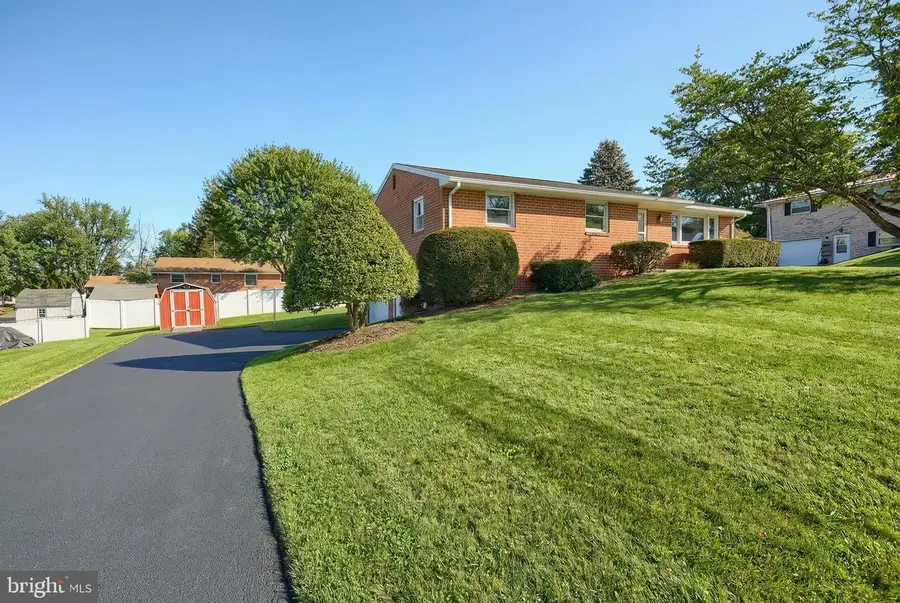 7 Rambo Rd, Red Lion, PA 17356 - Image #2