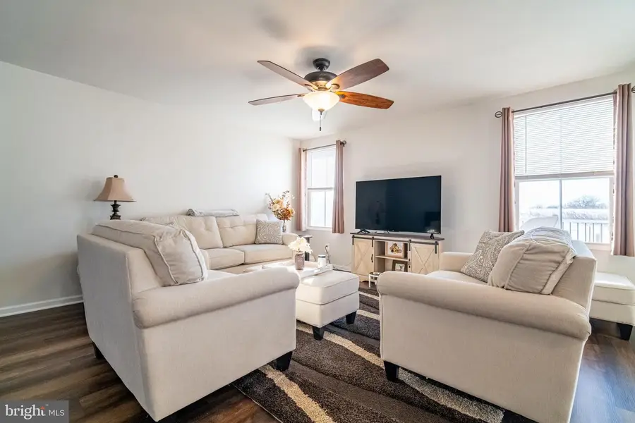 3300 Pebble Run Dr, Dover, PA 17315 - Image #3