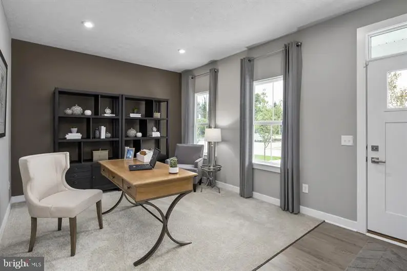 3422 Fox Pointe Ln, York, PA 17404 - Image #2