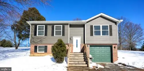 877 Richmond Rd, Windsor, PA 17366 - #1