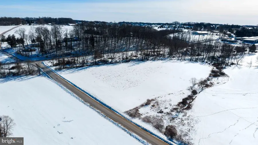 901 Kirchner Rd, New Freedom, PA 17349 - Image #2