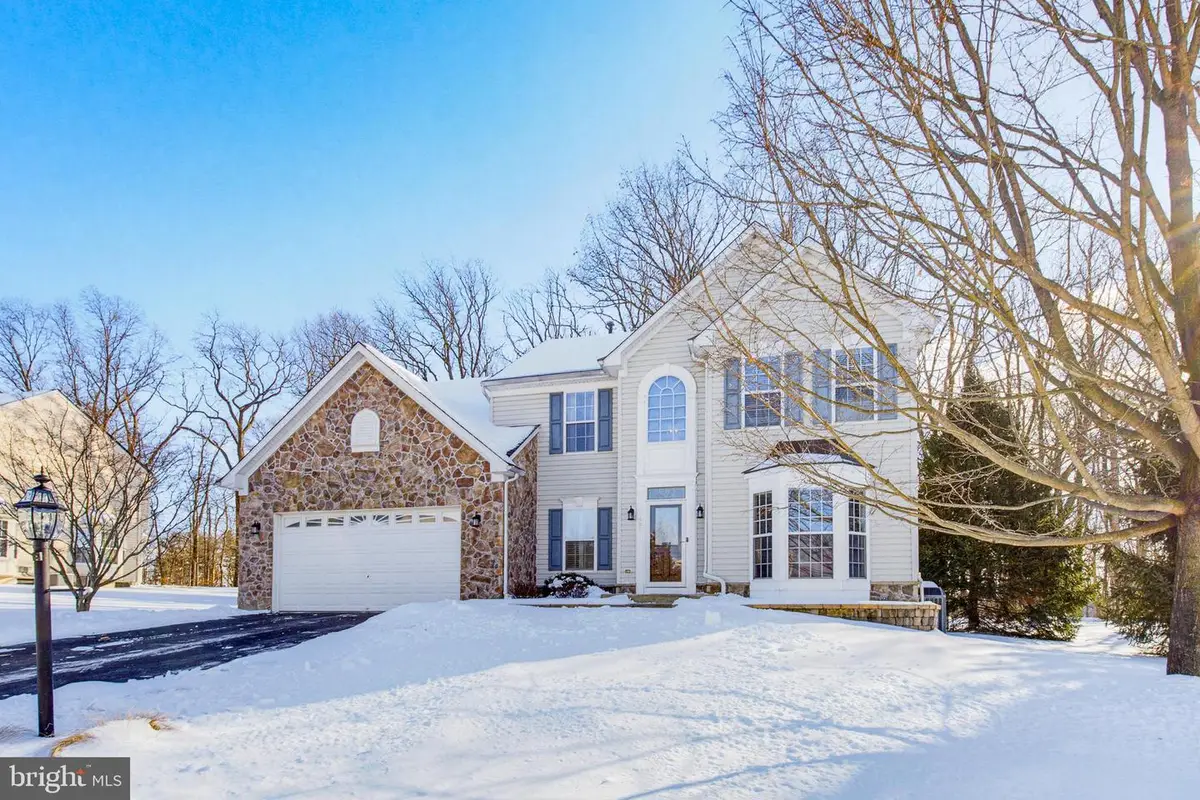 495 Lakeview Dr, Spring Grove, PA 17362 - Image #1