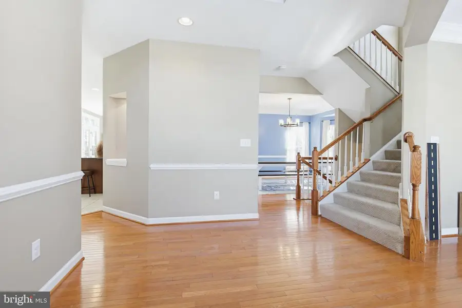 495 Lakeview Dr, Spring Grove, PA 17362 - Image #2