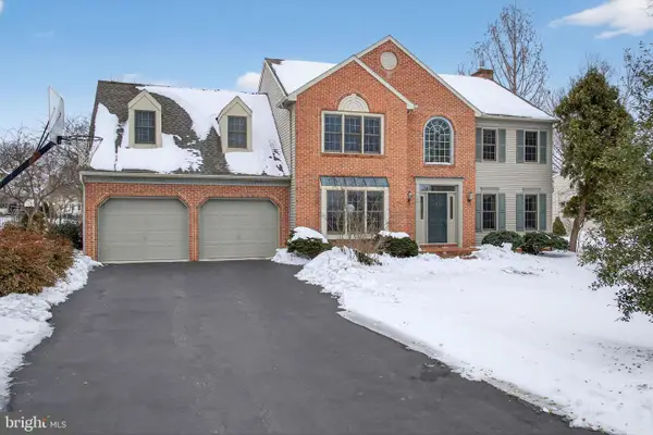 1240 Hambiltonian Way, YORK, PA 17404