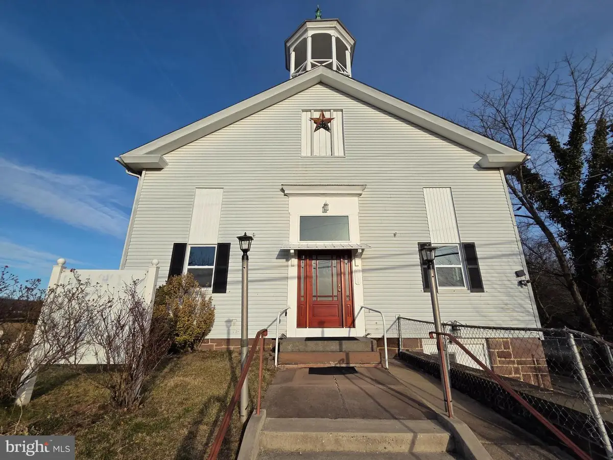 340 Red Mill Rd, Etters, PA 17319 - Image #1