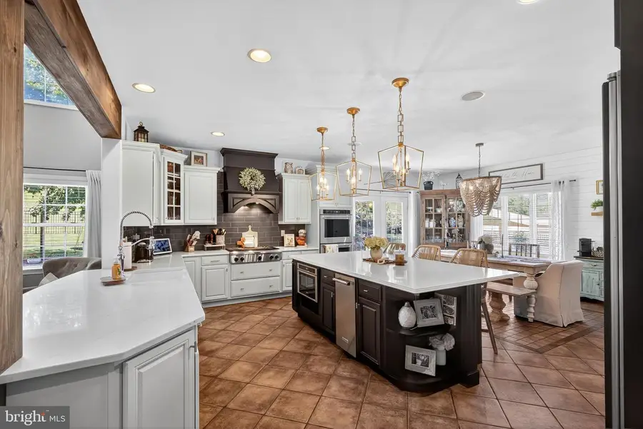 110 Livia Ln, Wrightsville, PA 17368 - Image #3