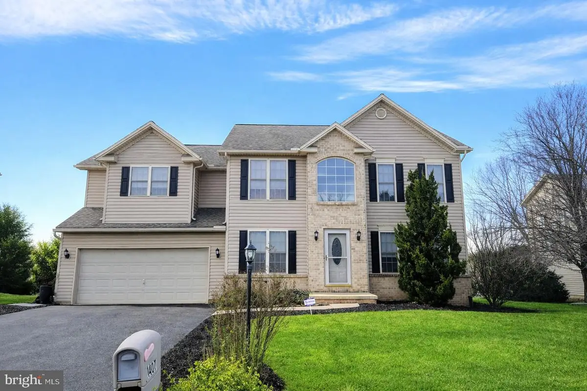 1407 Wheatfield Dr, York, PA 17408 - Image #1