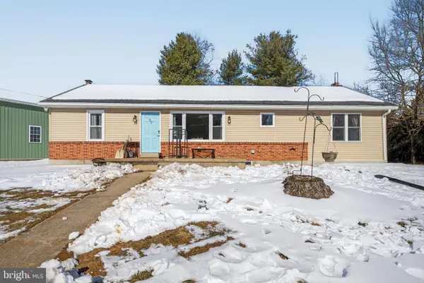 53 Dawn Ln, YORK, PA 17406