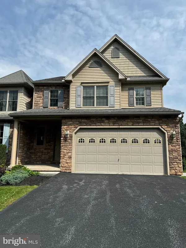 14 Kingswood Dr, LEWISBERRY, PA 17339