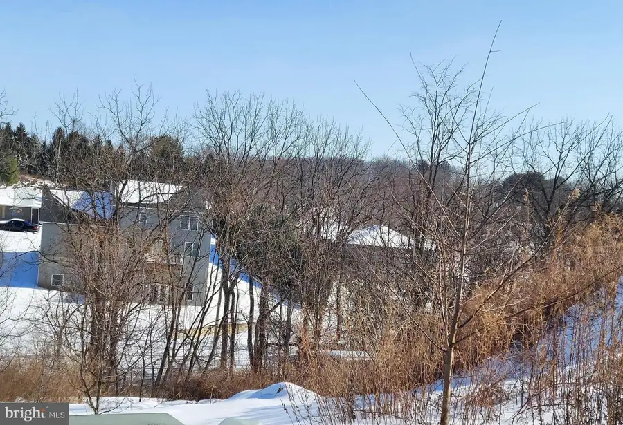 222 Sunset Cir, Red Lion, PA 17356 - #3