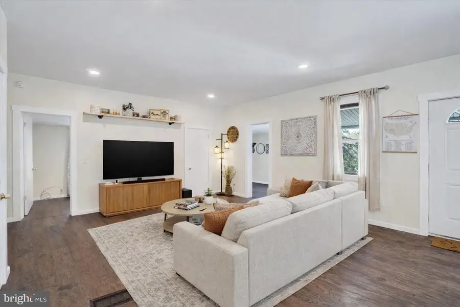 1635 Conewago Creek Rd, Manchester, PA 17345 - #3