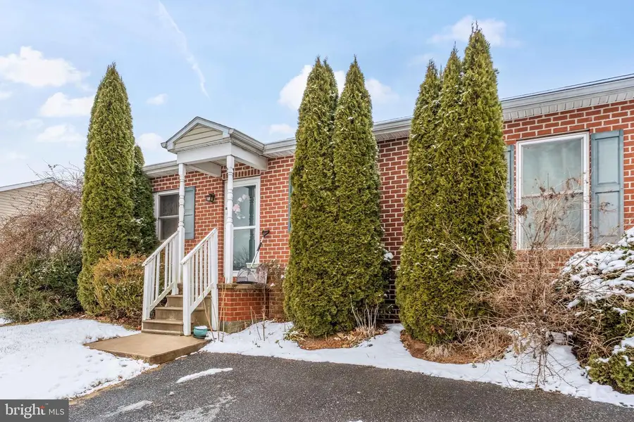 84 Charles Ln, Dover, PA 17315 - #2