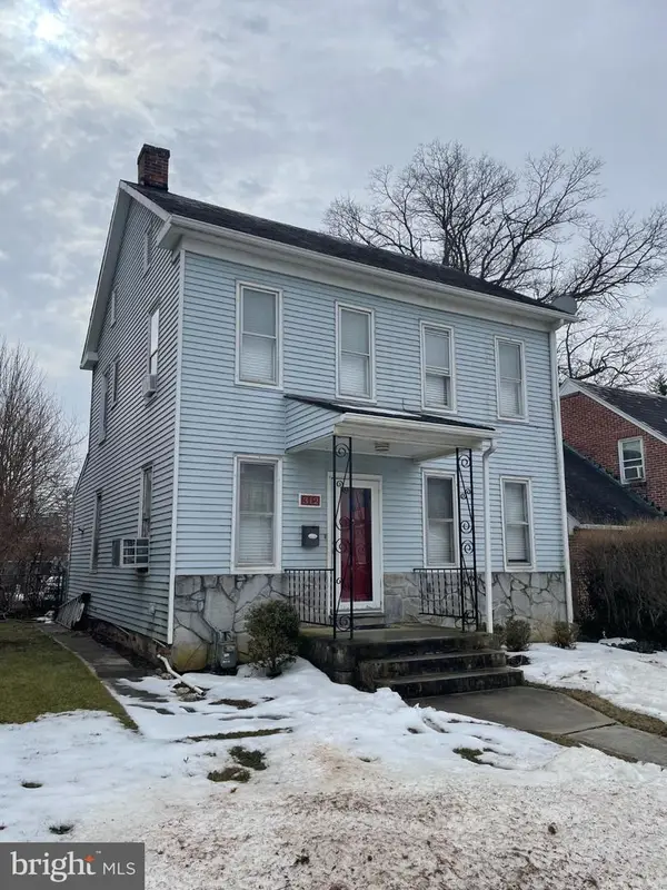 312 4th St, HANOVER, PA 17331