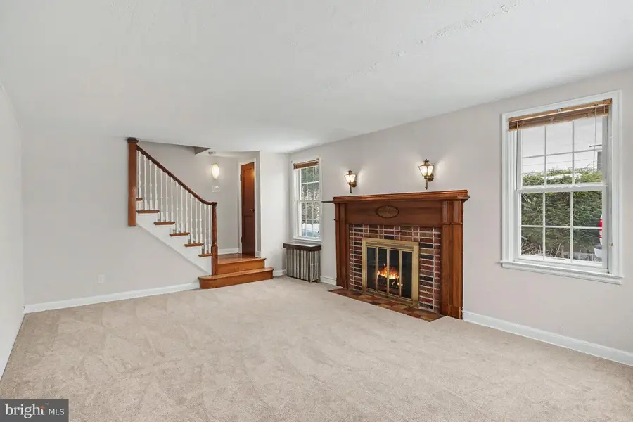 132 Locust Grove Rd, York, PA 17402 - #2