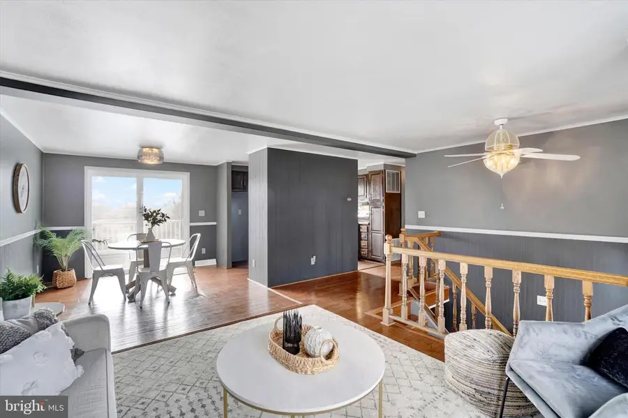 109 Maplewood Dr, Dover, PA 17315 - #3