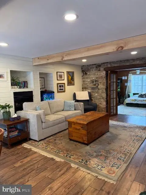 2115 Potts Hill Rd, Etters, PA 17319 - #2