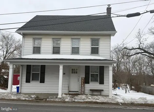 29 W George St, YORK NEW SALEM, PA 17371
