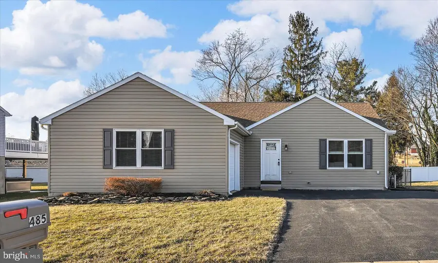 485 Steven Dr, York, PA 17406 - #2