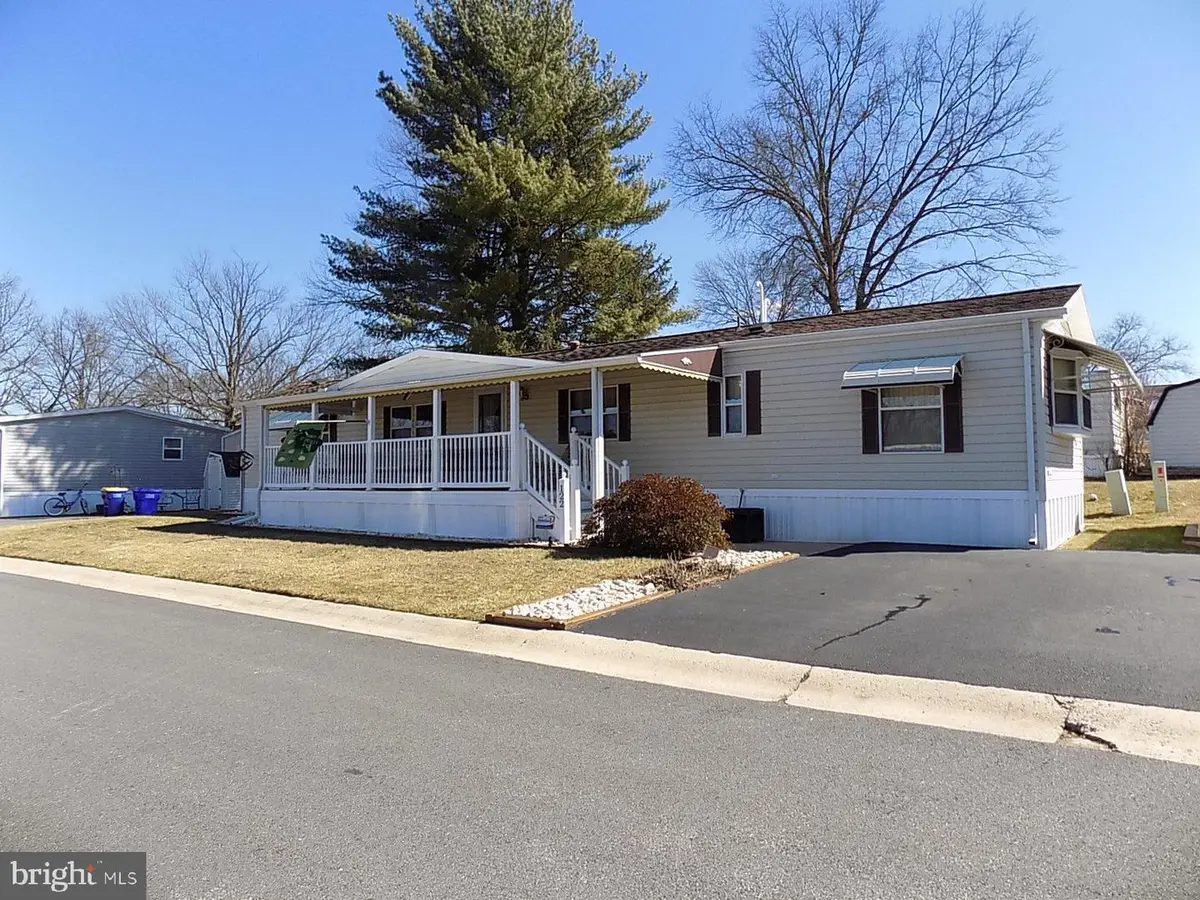 122 Seneca Ave, Dover, PA 17315 - #1