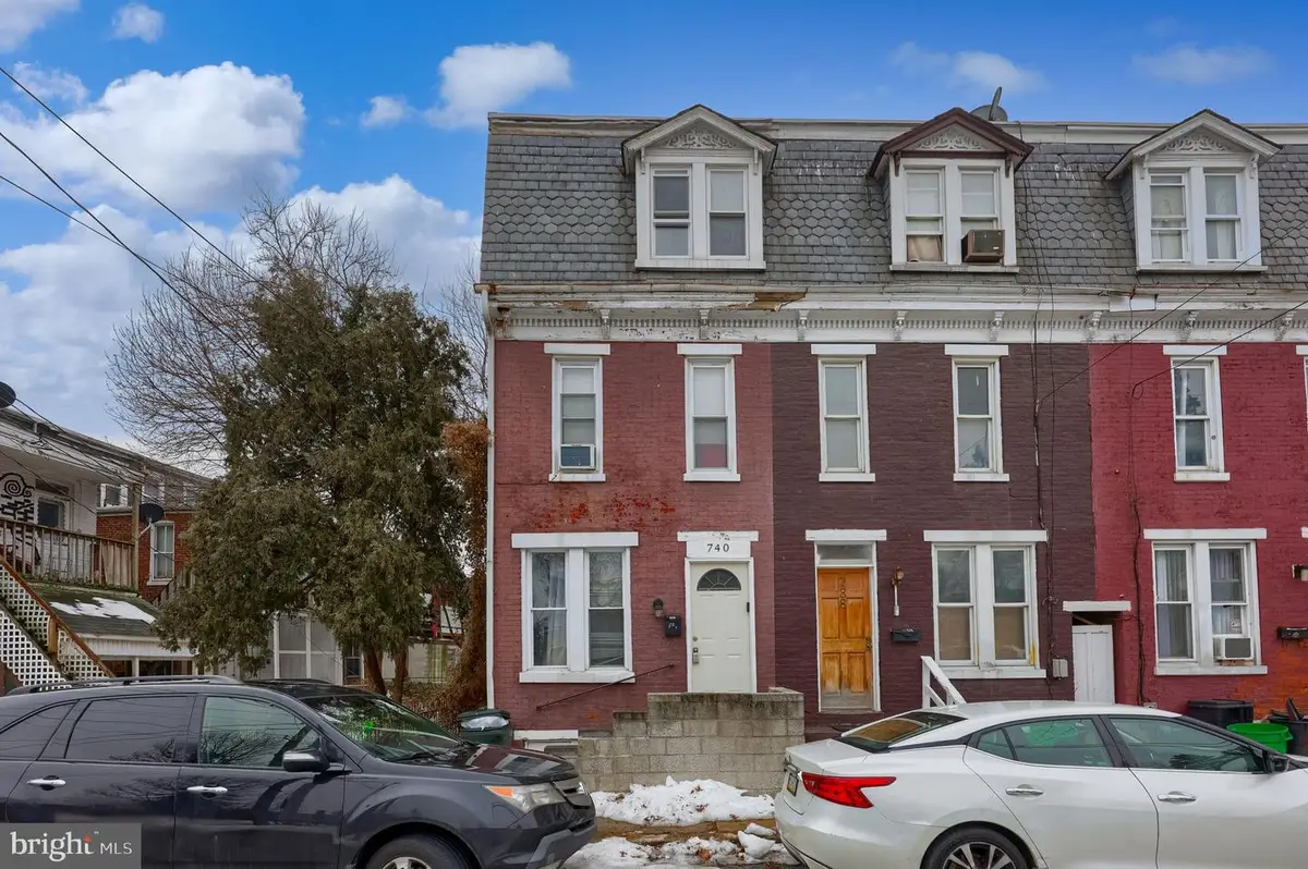 740 Cleveland Ave, York, PA 17401 - #1